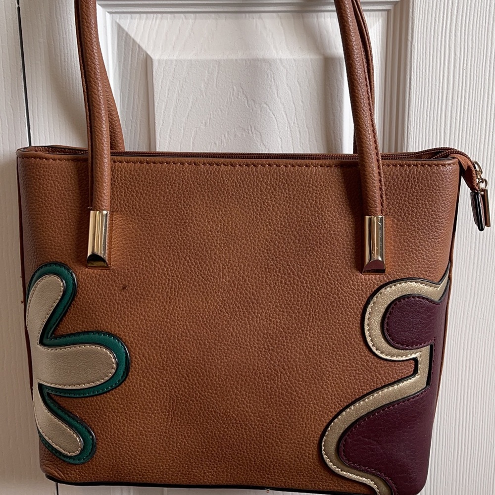 Faux Tous purse and wallet
